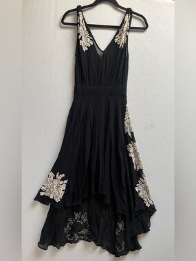 Black V-Neck Lace Applique hi lo Sheer Midi Dress Sz M
